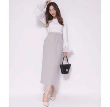 Apuweiser-riche 서스펜더 부착 하이웨스트 타이트 스커트