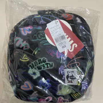 CHUMS 숄더백 참스