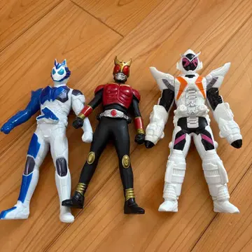 가동식 가면라이더 피규어 3체 세트 포제 쿠거