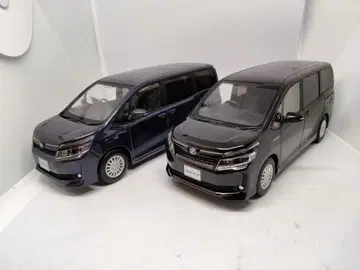 복시 컬러 샘플 1/30 Voxy 미니카 2대 세트