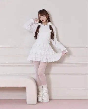 HoneyCinaamon 프릴 후드 상의 포인트 레이스 캉캉 스커트