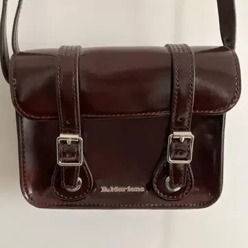 Dr. Martens 숄더백