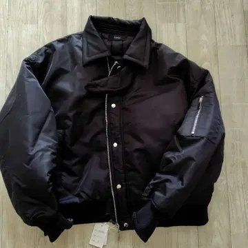 루스 볼륨 숏 나일론 MA-1 블루종 블랙