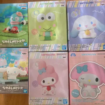 산리오 캐릭터즈 피규어 세트