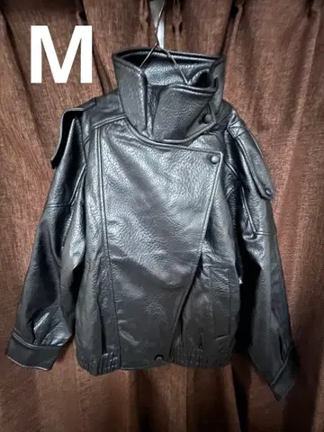 ZARA 페이크 가죽 자켓 M