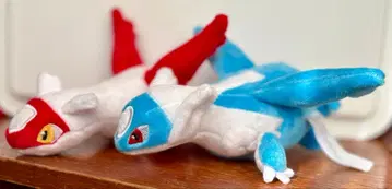 포켓몬 라티오스와 라티아스 봉제 인형