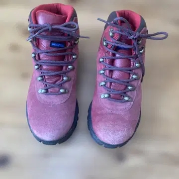 GT 빨간색 스웨이드 하이컷 등산화 24.5cm