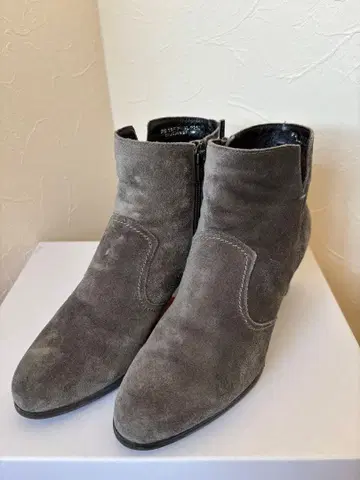 REGAL 그레이 스웨이드 숏부츠