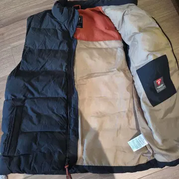 GAP 네이비 다운 베스트