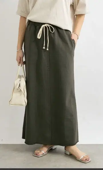 리브 드와 [ 부드러운 착용감 ] 맨투맨 이지 스커트