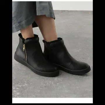 GLOBAL WORK 블랙 퍼 부츠