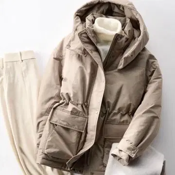 새상품 유니클로 하이브리드 다운 코트 UNIQLO