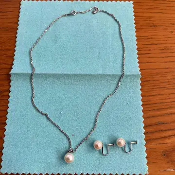 진주 목걸이와 귀걸이 세트 직경 8밀리