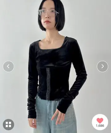 duei 스퀘어 넥 벨로아 코르셋 상의