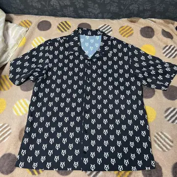 OY 블랙 패턴 프린트 반팔 셔츠 M