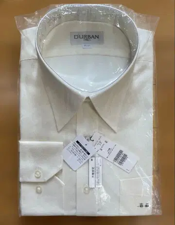 D'URBAN 크림색 와이셔츠 45-84