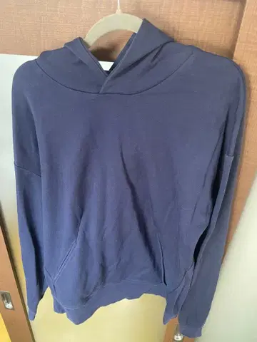 ZARA 네이비 후드 부착 후드티