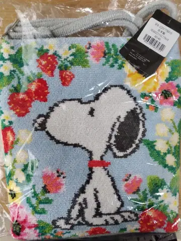 스누피 페이러 숄더백 플라워베리 꽃무늬