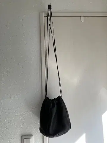 [ 미사용 새상품 ]  FILL THE BILL 가죽 미니 복조리백