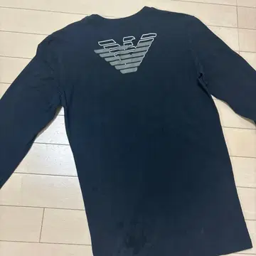 EMPORIOARMANI 엠포리오 아르마니 롱 T 로고 백 프린트