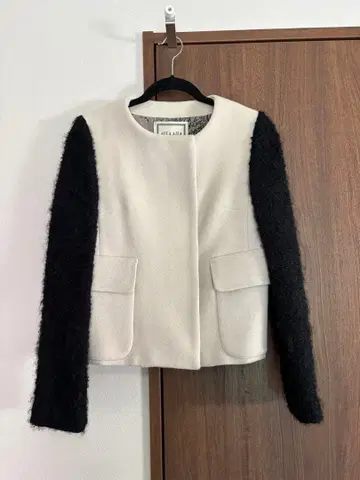 AULA AILA 노카라 자켓 화이트/블랙
