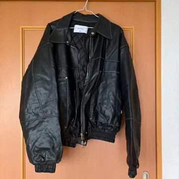 Our Room 블랙 가죽 자켓