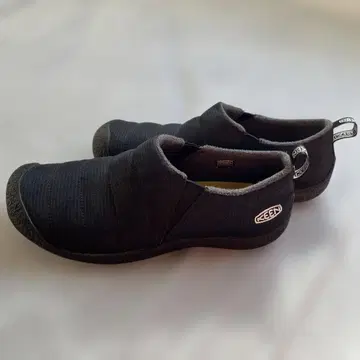 KEEN 슬립온 블랙