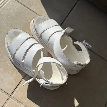 닥터마틴 CLARISSA 화이트 UK4 US6 EU37