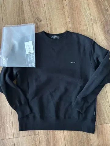 GOD SELECTION XXX 블랙 맨투맨 카메나시 택 포함