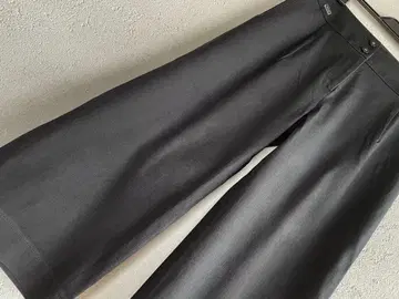 새상품급 레오나르 실크 혼방 블랙 팬츠 일본제 블랙 크롭 팬츠 실크