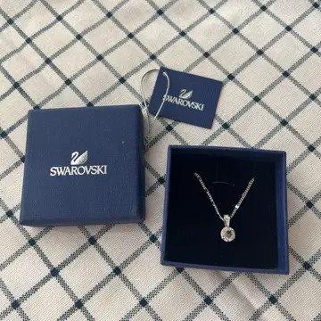 Swarovski 크리스탈 펜던트 목걸이