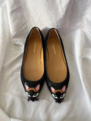 DSQUARED2 고양이 디자인 플랫슈즈 22.5cm