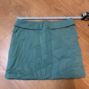 테일러 메이드 그린 퀼팅 스커트