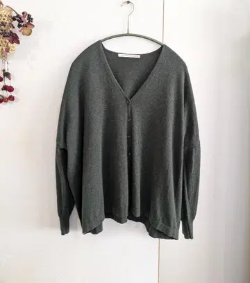 카구레 울 코튼 와이드 가디건 짙은 녹색 떨어지는 핏이 예쁩니다