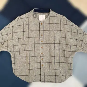 새상품급 ] 팔라스 팰리스/노카라 돌먼 와이드 울 셔츠