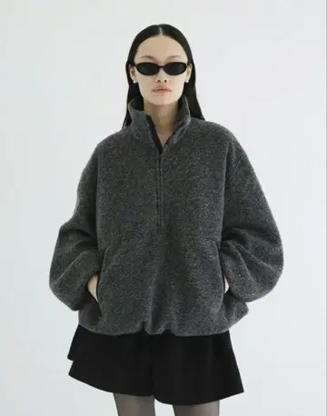 CLANE SLIVER HALF ZIP TOPS