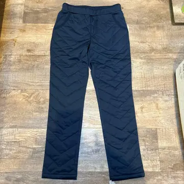 네이비 다이아몬드 퀼팅 팬츠