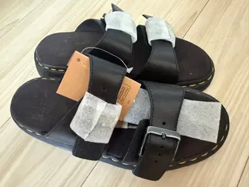 [ 미사용 ] Dr.Martens 샌들 (남성용)