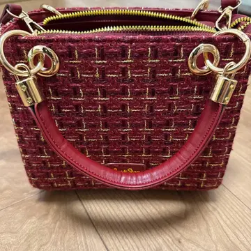 와인 레드 트위드 숄더백