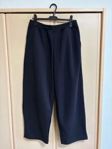 유니클로 C 맨투맨 와이드 팬츠