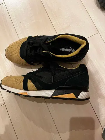 디아도라 스니커즈 diadora