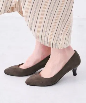 WA 오리엔탈 트래픽 미들 힐 펌프스