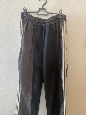 구제 의류 트랙 바지