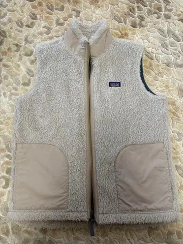 파타고니아 베스트 새상품급