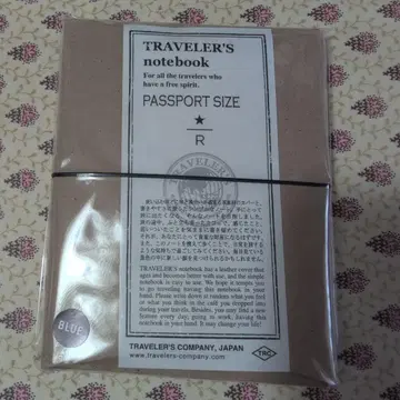 TRAVELER'S COMPANY 여권 사이즈 노트