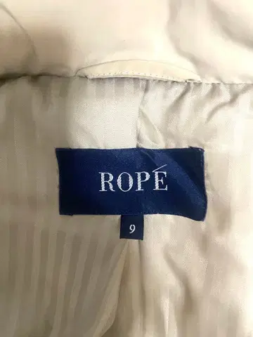 ROPE 다운 자켓 베이지 사이즈 9