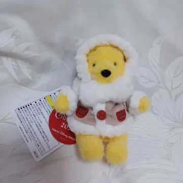 디즈니 크리스마스 푸우 인형 배지