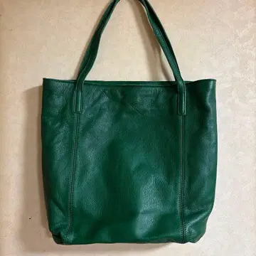 새상품 그린 가죽 토트백