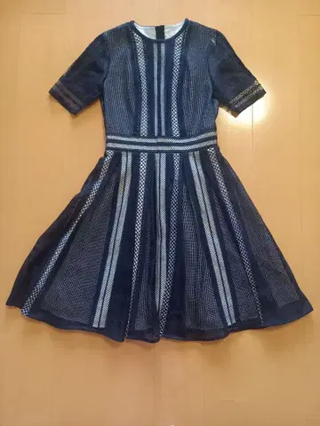 [ 새상품급 ] EPOCA 원피스