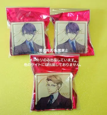 피오피오레의 만종 피오피 아크릴 배지 올리버 로베르토